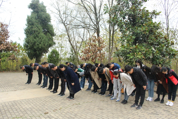 11 五虎岔羊革命烈士纪念碑 11 五虎岔羊革命烈士纪念碑