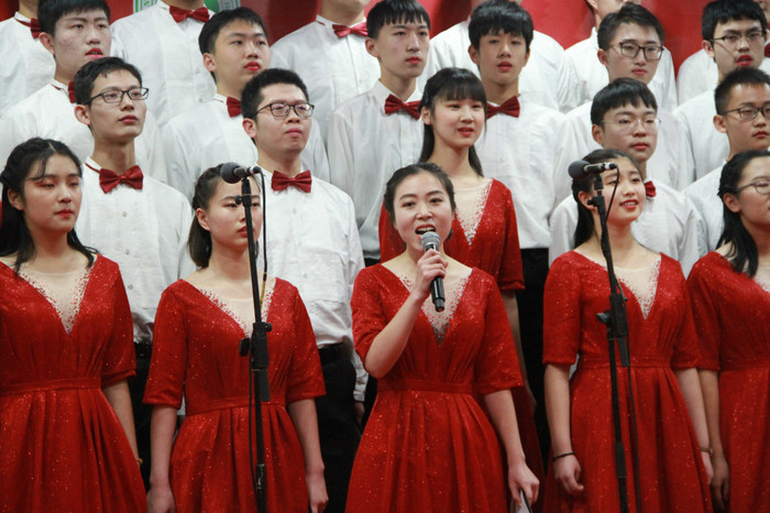 师生同台朗诵 师生同台朗诵