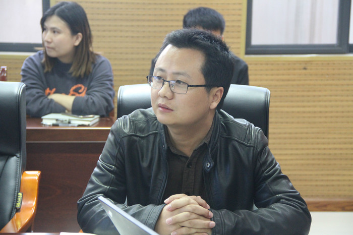 政体处主任穆宏涛主持 政体处主任穆宏涛主持