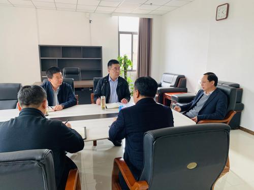 召开森林防火学习会 召开森林防火学习会