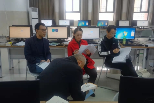 郑州市教研室亲临指导 郑州市教研室亲临指导